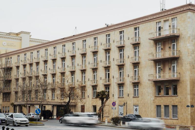 Royal Garden Hotel - Genel