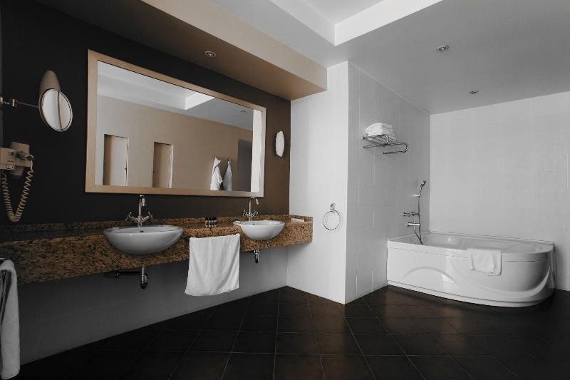 Royal Garden Hotel - Oda