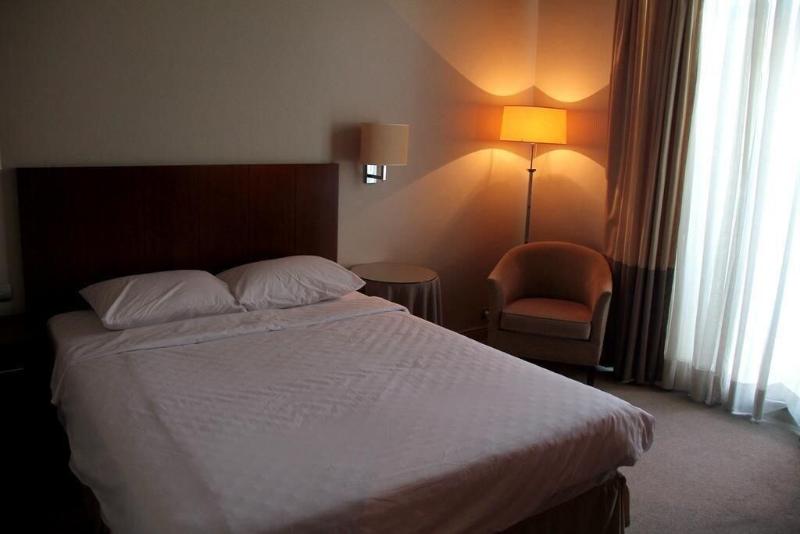 Royal Garden Hotel - Oda
