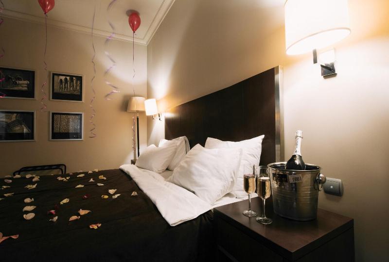Royal Garden Hotel - Oda