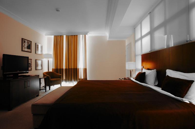 Royal Garden Hotel - Oda