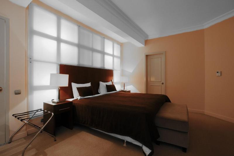 Royal Garden Hotel - Oda