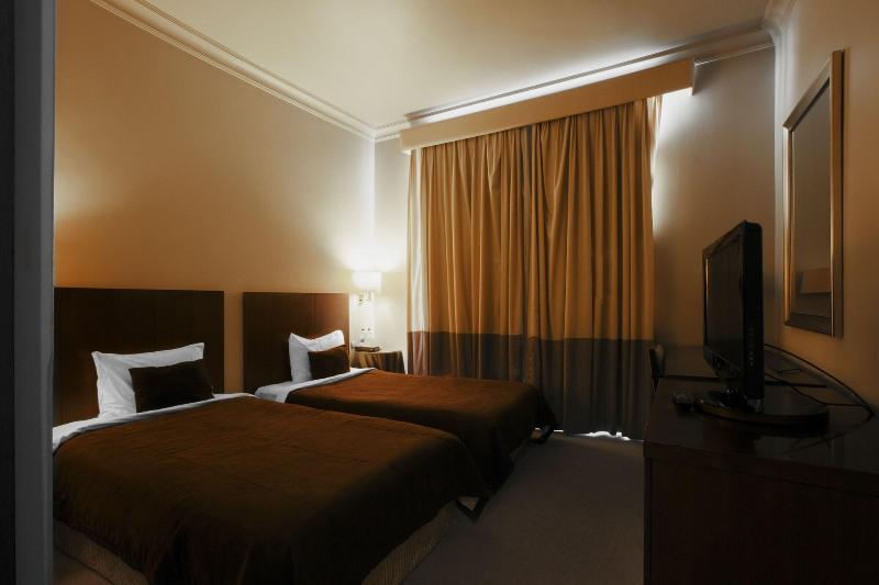 Royal Garden Hotel - Oda