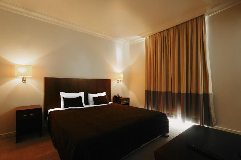 Royal Garden Hotel - Oda