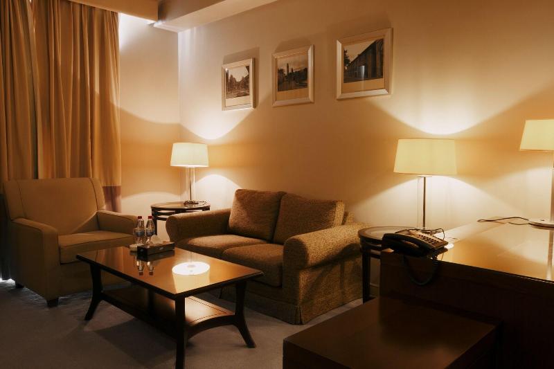 Royal Garden Hotel - Oda