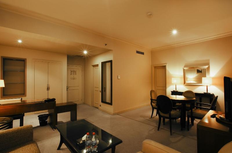 Royal Garden Hotel - Oda