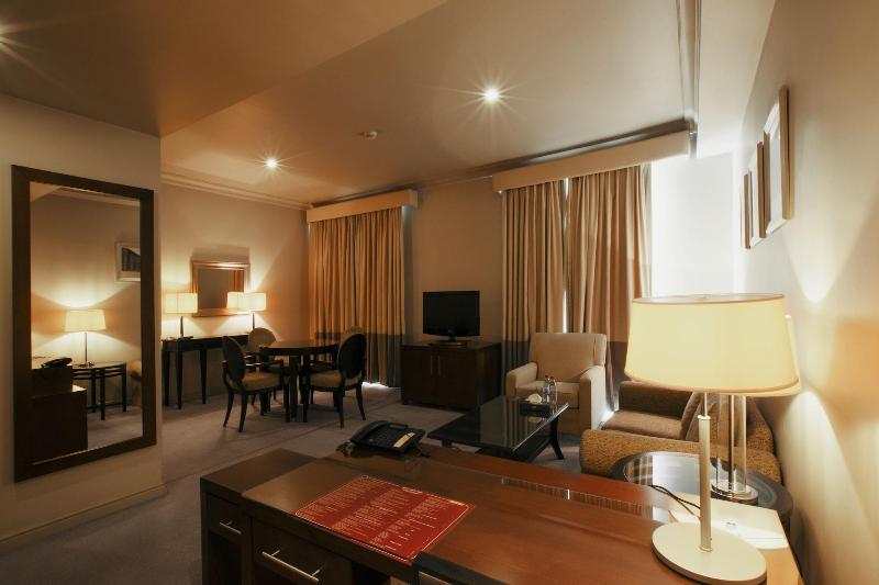 Royal Garden Hotel - Oda