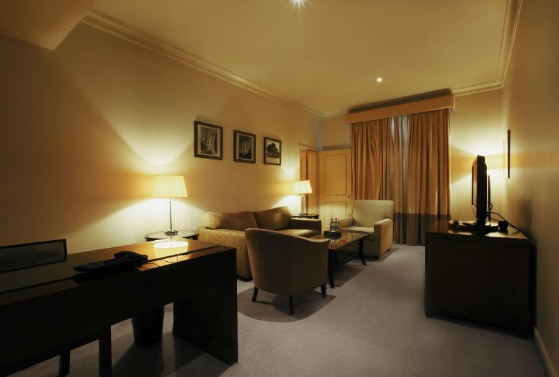 Royal Garden Hotel - Oda