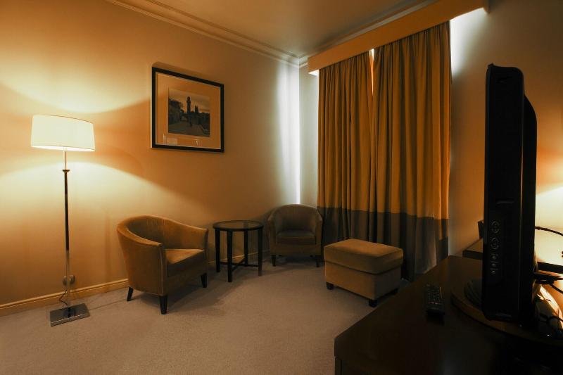 Royal Garden Hotel - Oda