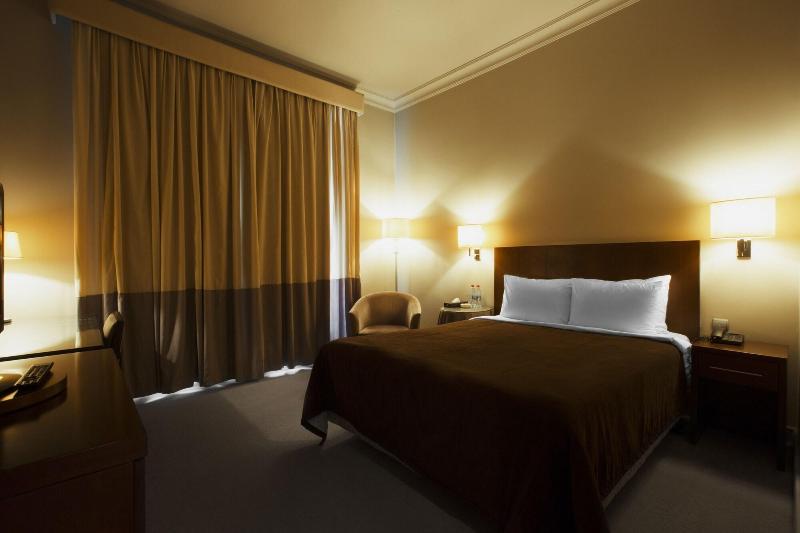 Royal Garden Hotel - Oda