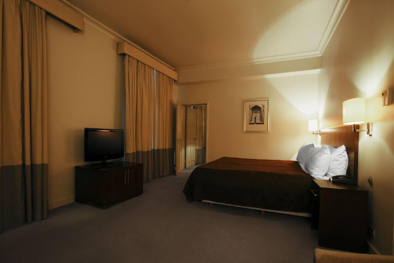 Royal Garden Hotel - Oda