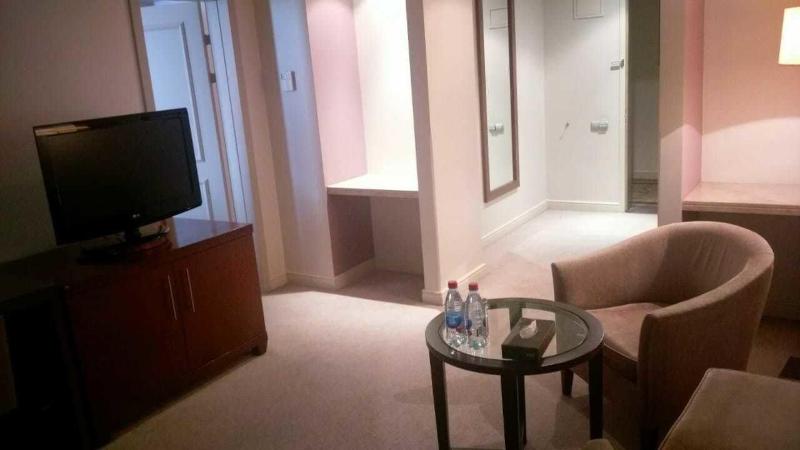 Royal Garden Hotel - Oda