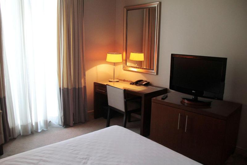 Royal Garden Hotel - Oda