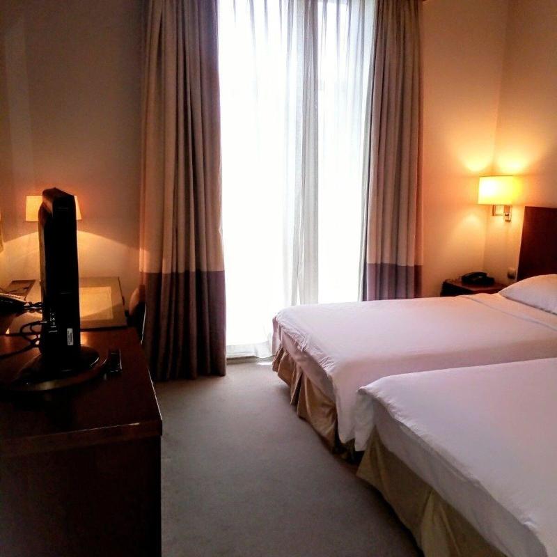 Royal Garden Hotel - Oda
