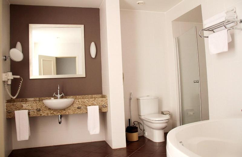 Royal Garden Hotel - Oda