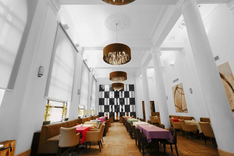 Royal Garden Hotel - Restoran