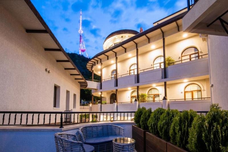 Adamo Hotel - Genel