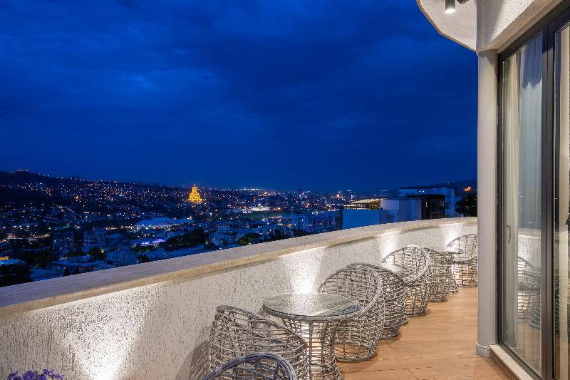 Adamo Hotel - Teras