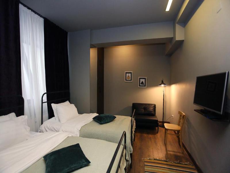 L M Club Hotel - Oda