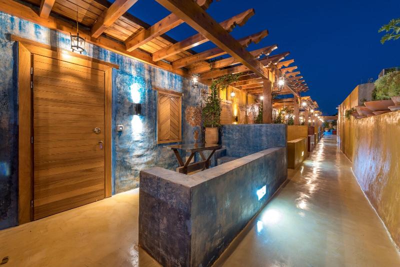 10Gr Hotel And Wine Bar Adults Only - Genel
