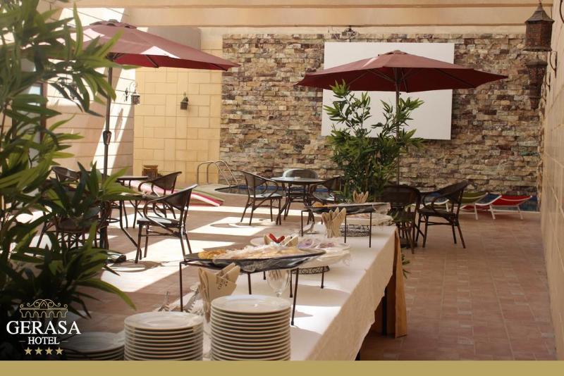 Gerasa Hotel - Teras