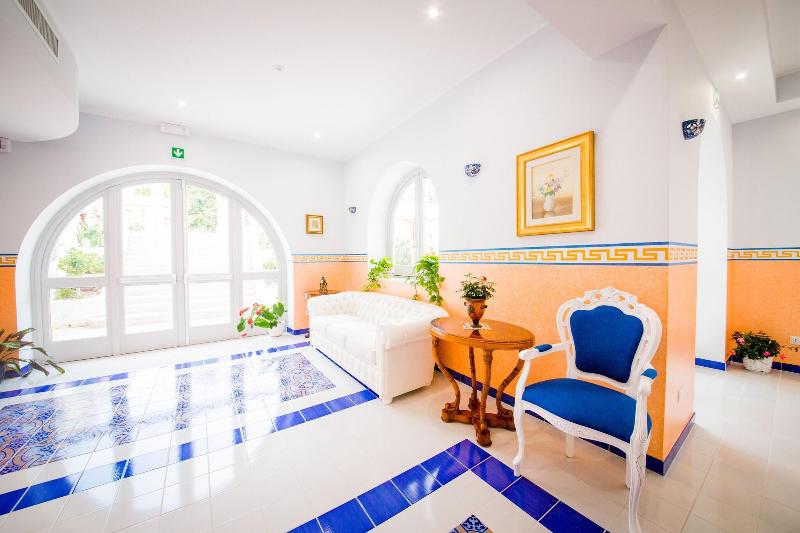 Odysseus Hotel - Lobi