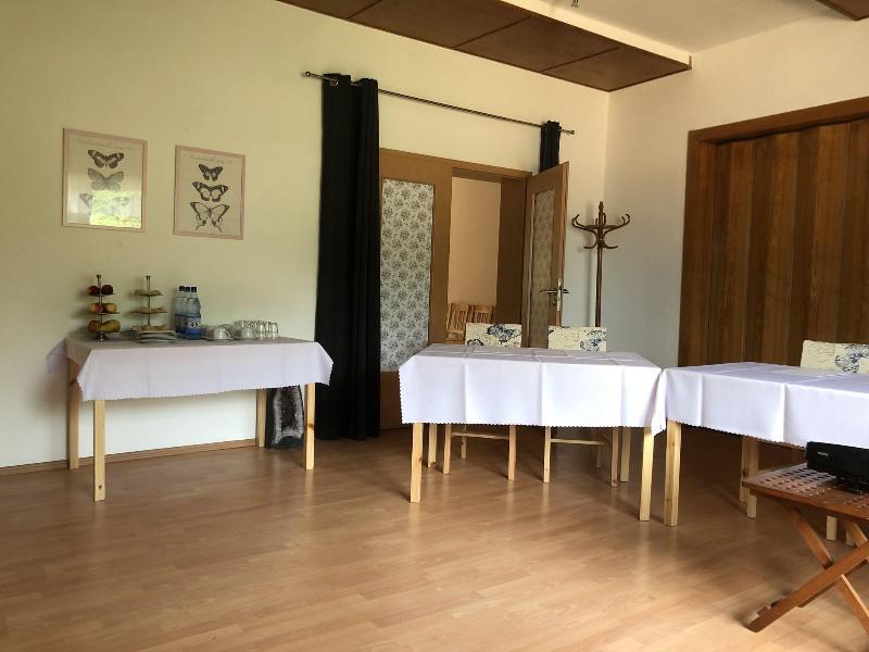 Riverside Inn - Toplantı