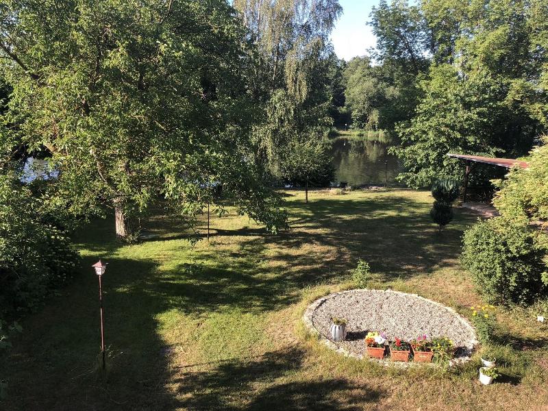 Riverside Inn - Genel