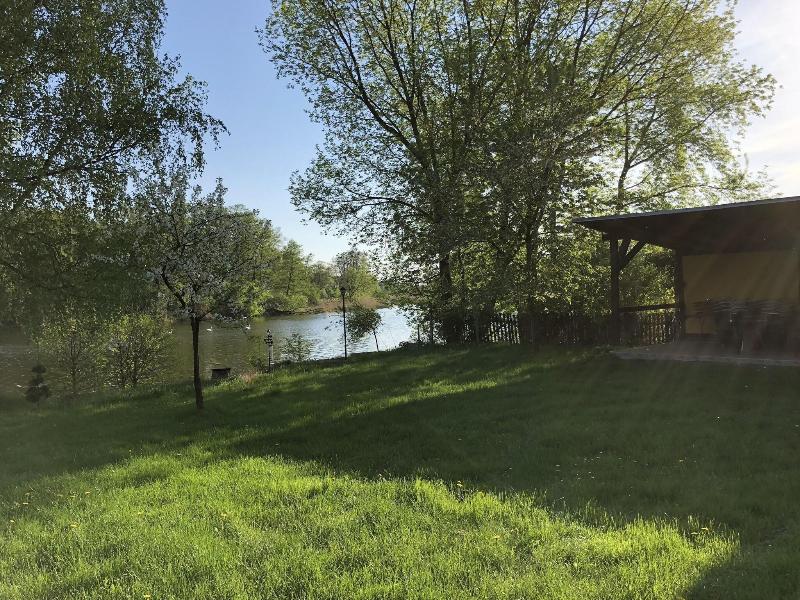 Riverside Inn - Genel
