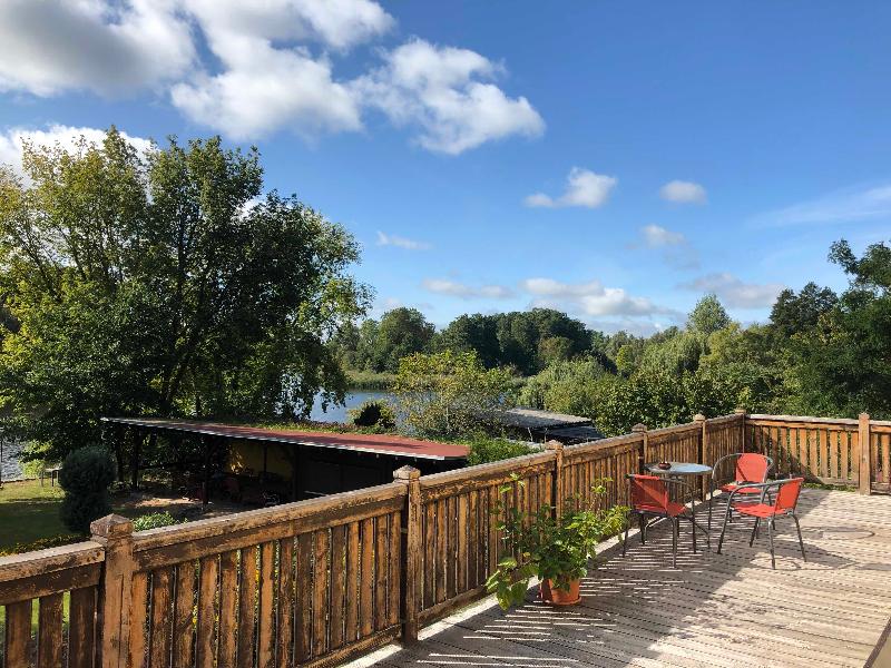 Riverside Inn - Restoran