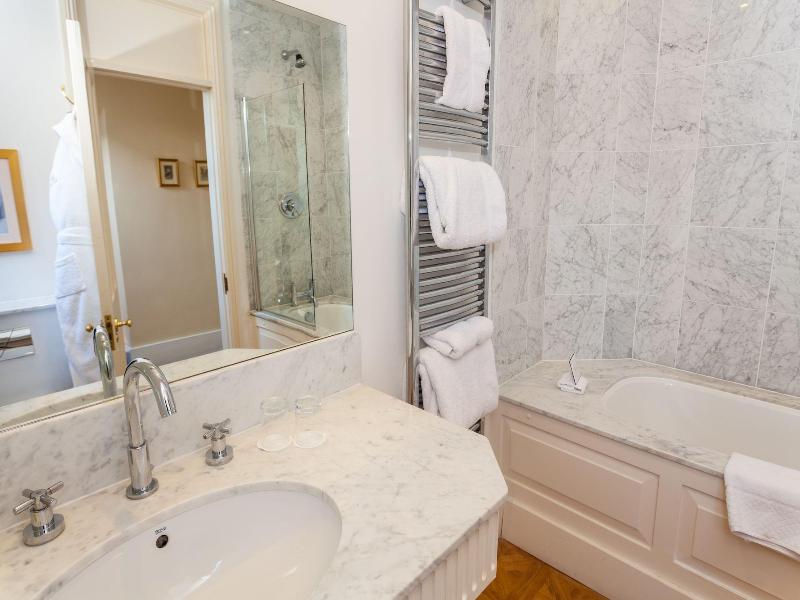 Rushton Hall Hotel & Spa - Oda