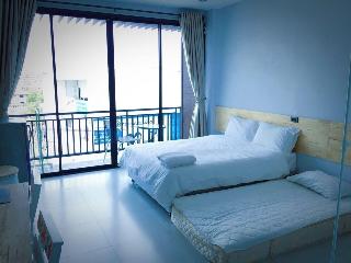 Rinrada Loft Resident fotoÄŸrafÄ±