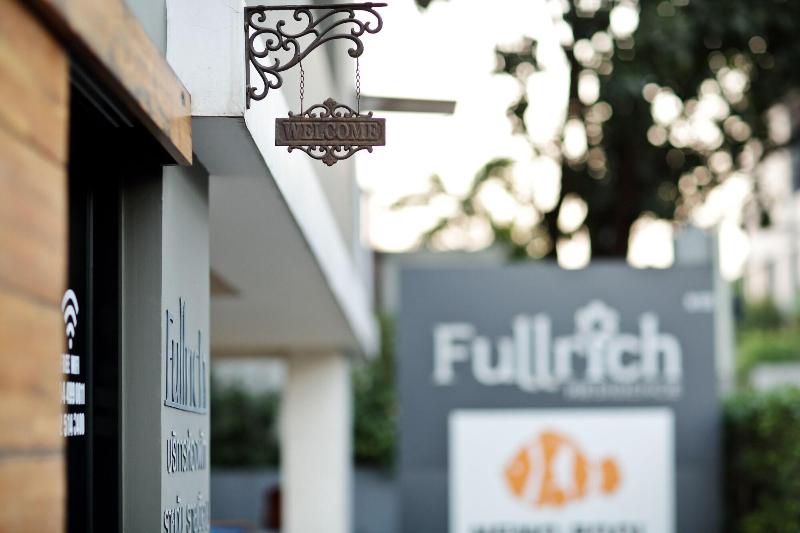 Fullrich Residence - Genel