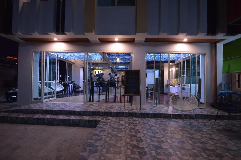 Ud Capital Unique Hotel - Lobi