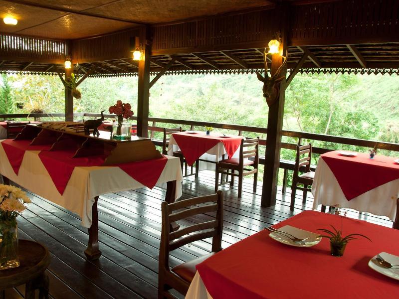 Kangsadarn Resort Waterfall - Restoran