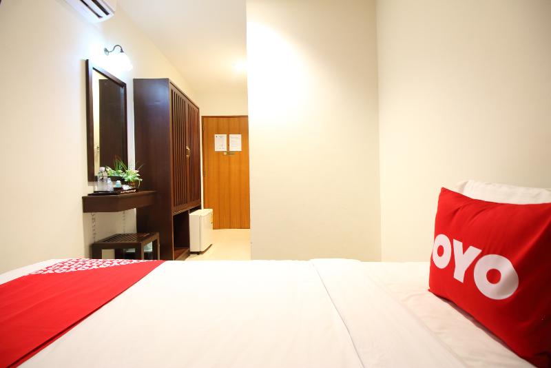 Super OYO 484 Pannee Residence Khaosan - Oda