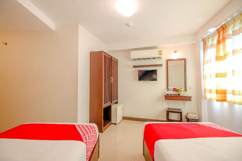 Super OYO 484 Pannee Residence Khaosan - Oda