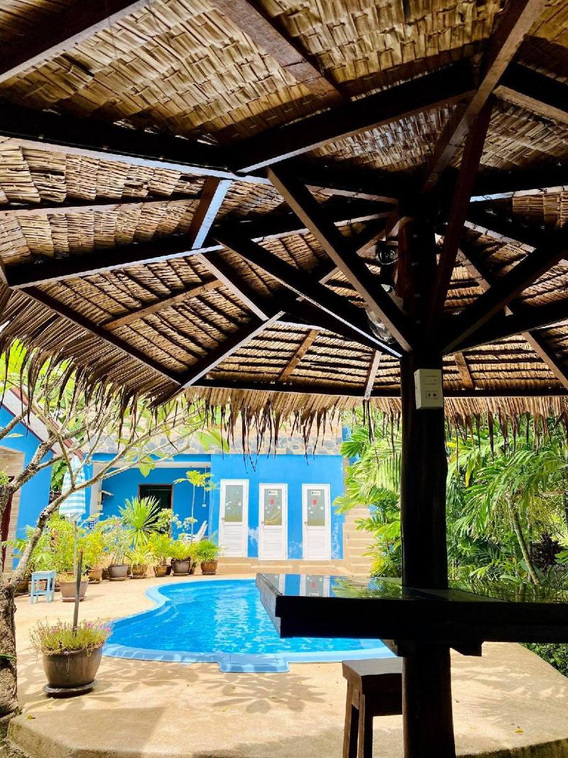 Canal Resort - Genel