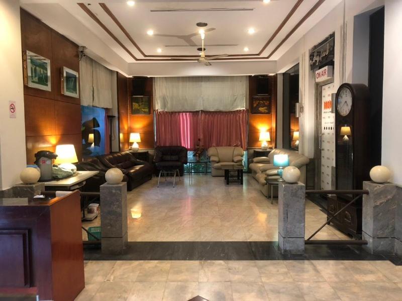 S C Heritage Hotel - Lobi