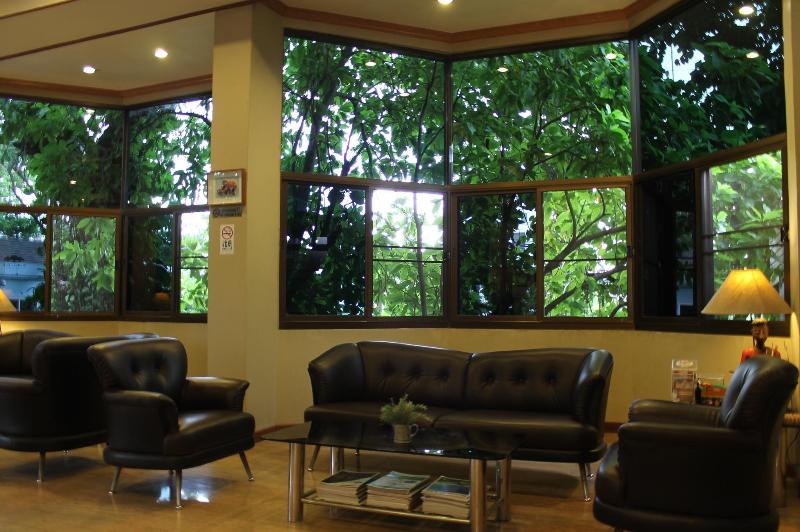 Rattana Park Hotel - Lobi
