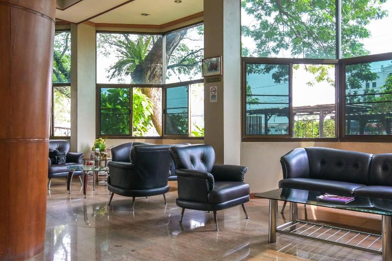 Rattana Park Hotel - Lobi