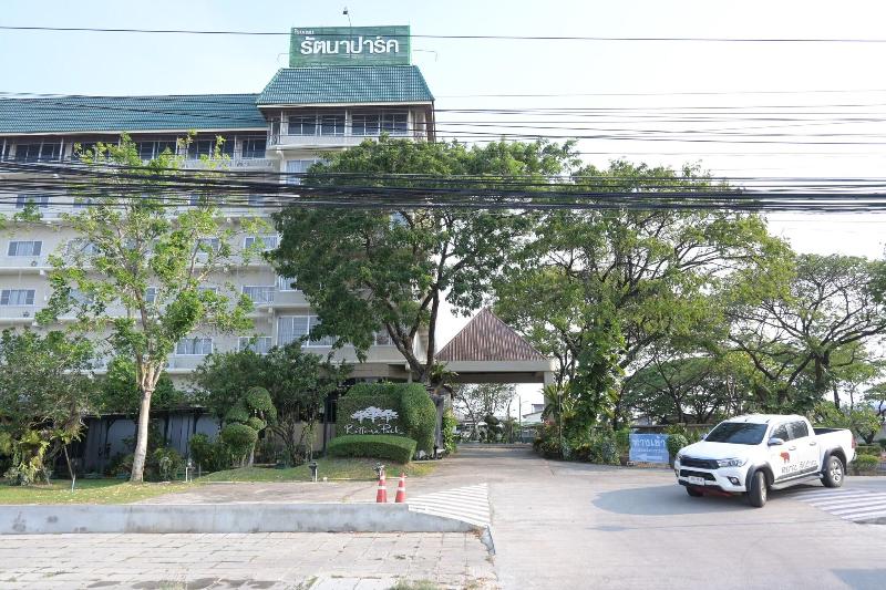 Rattana Park Hotel - Genel