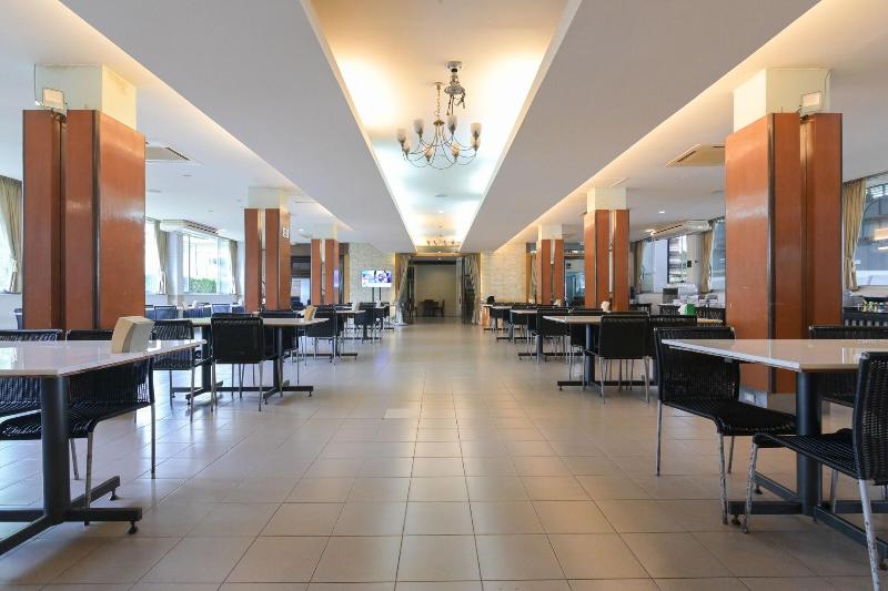 Rattana Park Hotel - Restoran