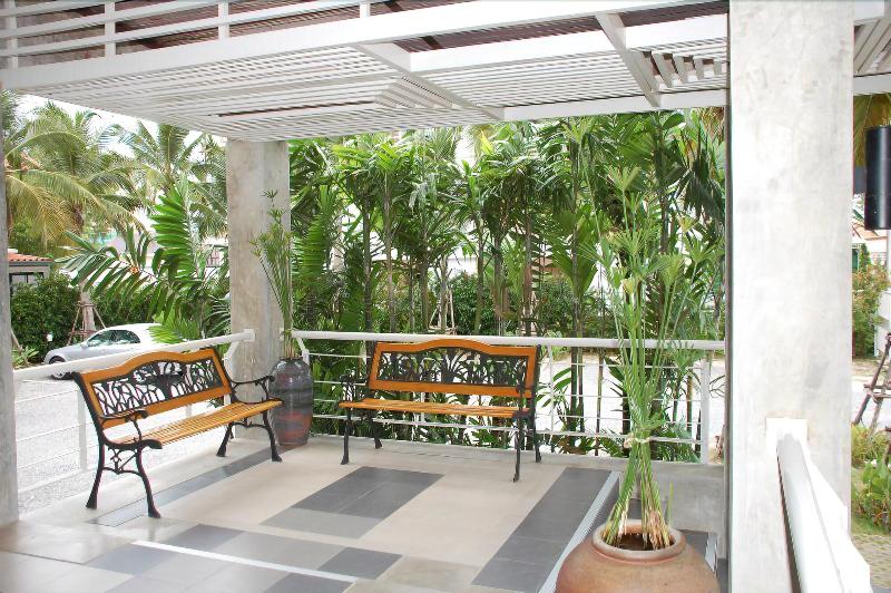 Pearl Hua Hin Apartment - Lobi
