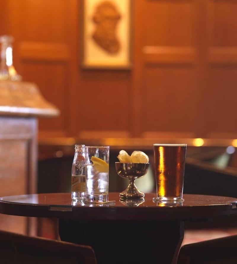 North West Castle - Bar
