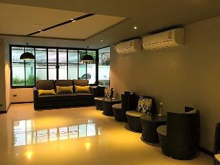 3Season Modern Boutique Apartment fotoÄŸrafÄ±