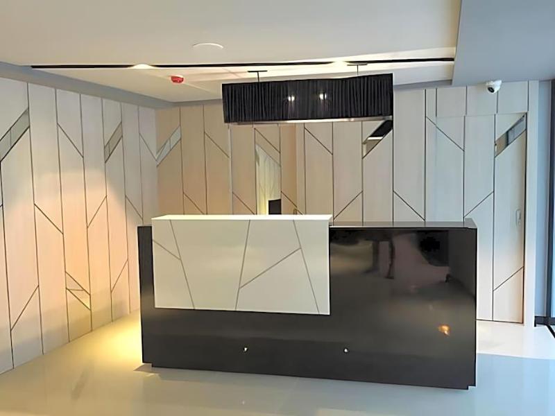 3Season Modern Boutique Apartment - Genel