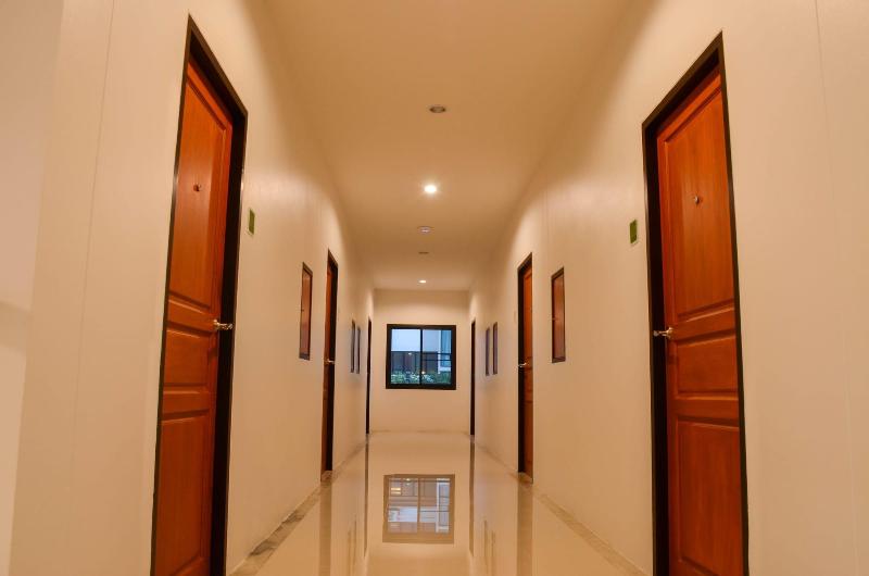 S2 Airport Residence - Lobi