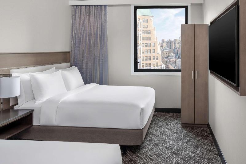 DoubleTree by Hilton New York Times Square South - Oda