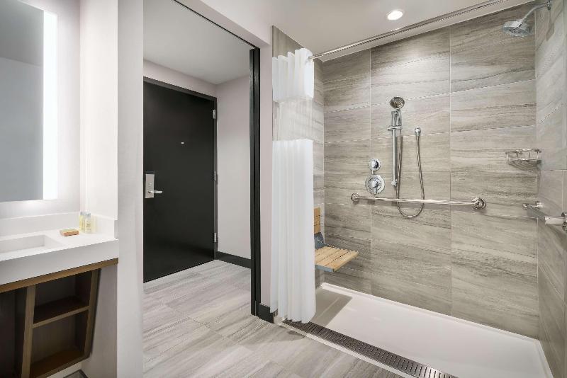 DoubleTree by Hilton New York Times Square South - Oda